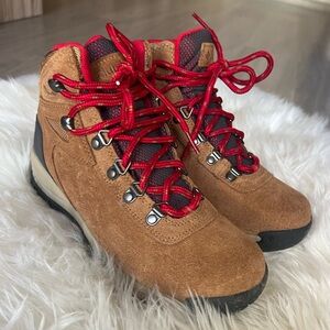 Columbia hiking boots, new with box